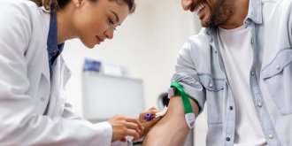 Ces dix analyses de sang ou il faut etre a jeun et pourquoi 