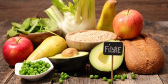 Consommer des fibres pourrait ralentir la progression de la sclerose en plaques, selon une etude
