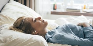 5 vetements a ne pas porter en dormant 