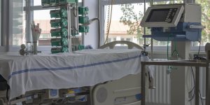 Covid-19 : apres 200 jours en reanimation, un retraite se confie