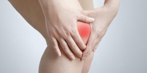 Craquement des articulations : un symptome de l-arthrite ?