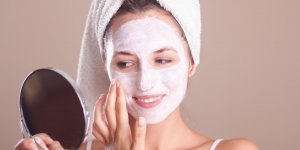Psoriasis au visage : l-argile blanche comme remede naturel