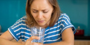 Indigestion ou intoxication alimentaire : la difference