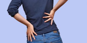 Hernie discale : pourquoi j-ai mal aux cervicales ? 