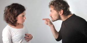 Mon conjoint est paranoiaque : que faire ?