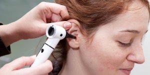 Acouphenes : quel specialiste consulter ?
