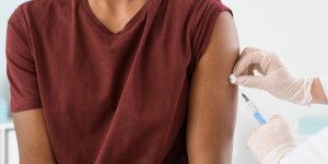 Covid : peut-on faire le vaccin si on est allergique ?