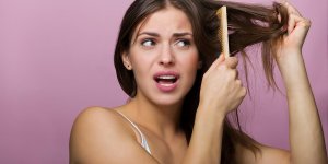 6 erreurs a eviter quand on perd ses cheveux 
