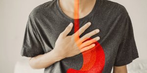 Reflux acides : les meilleurs remedes selon les experts