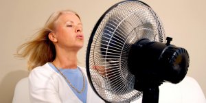 Bouffees de chaleur : un des symptomes de la pre-menopause ? 