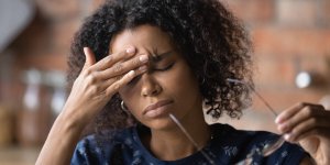 Fatigue chronique : elle pourrait venir d’un virus