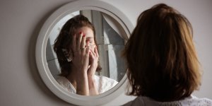 Menopause : comment surmonter la peur de vieillir 