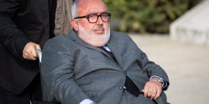 Atteint de sclerose en plaques, Dominique Farrugia se bat malgre la douleur