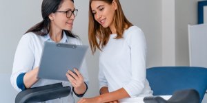 Violences gynecologiques : les conseils de trois soignants pour une consultation zen