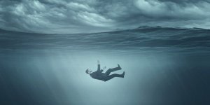Effondrement narcissique : quels sont les signes d’alerte ?