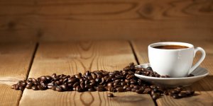 Hypertension : combien de tasses peut-on boire sans danger pour le cœur ?