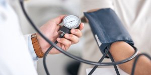 Hypertension, pre hypertension : ces deux solutions naturelles sont les plus efficaces selon la science
