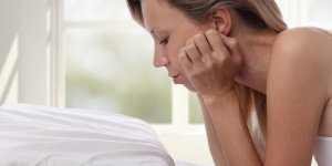 Pertes blanches epaisses pendant un rapport sexuel : est-ce normal ?