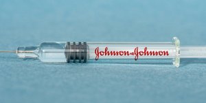 Vaccin Janssen : 2 personnes vaccinees nous racontent
