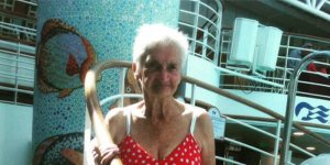 A 90 ans, elle pose en bikini et fait le buzz (photo dans l-article)