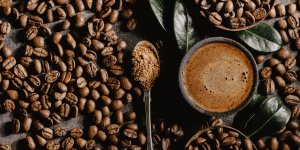 Cancer du sein : un regime riche en cafe, fruits et legumes reduirait les risques