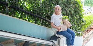 Prevenir les chutes des seniors a domicile : les cles pour bien agir, au bon moment