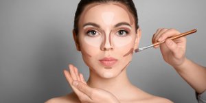 Tout savoir sur le contouring, la technique maquillage pour remodeler son visage