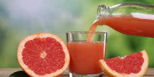 Cholesterol : faut-il eviter le jus de pamplemousse quand on prend du Crestor® ?