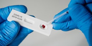  Tests antigeniques : cette marque retiree du marche a cause de "faux positifs"
