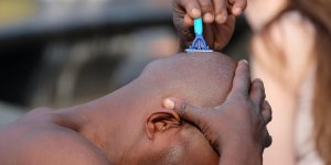 Calvitie : l’adopter ou la dompter ?