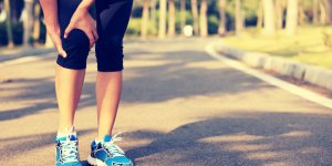 3 exercices d-etirements contre l-arthrose du genou