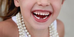 Dents de lait : combien l-enfant en a-t-il ?