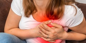 Douleur thoracique gauche : reconnaitre une precordialgie