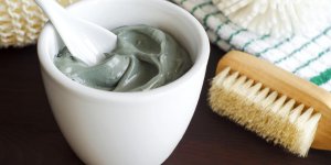 Psoriasis au cuir chevelu : un cataplasme d-argile comme remede