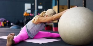 Une sexagenaire partage les habitudes de vie qui lui ont permis d’inverser son osteoporose