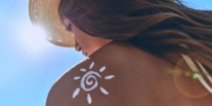Allergie : les symptomes de l-urticaire solaire