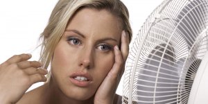 Menopause : maigrir pourrait diminuer les bouffees de chaleur