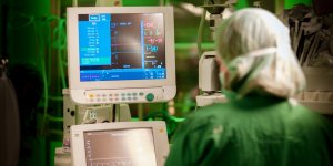 Coronavirus : "des patients de 30 a 40 ans, sans antecedant, en reanimation" !