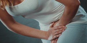 Clitoris qui gratte : les causes