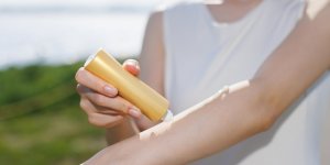 Creme solaire : comment faire son choix entre le filtre mineral ou organique ?