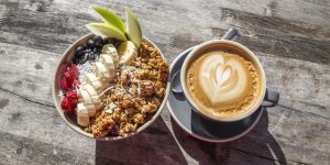 Infarctus : un pronostic plus sombre chez les personnes qui sautent le petit-dejeuner