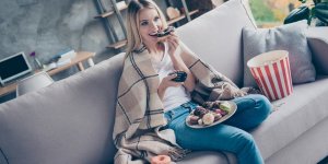 Comment ne plus manger par ennui : les conseils de Michel Cymes