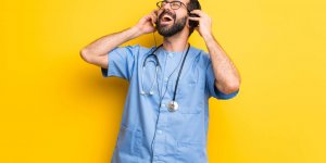 Les chirurgiens qui ecoutent les Beatles en operant sont plus performants