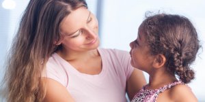 Adopter un enfant a l-etranger : que dit la loi ?