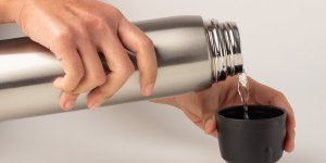 En bouteille ou en carafe, l-eau a une date de peremption !