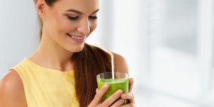 3 boissons naturelles pour nettoyer son foie