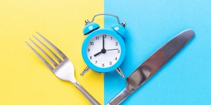 Jeune intermittent (fasting) : ses bienfaits pour maigrir et pour la sante