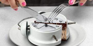 Vaut-il mieux diner tot que tard ?