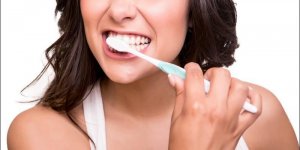 Brossage des dents : avant ou apres le petit-dejeuner ?