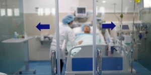 7eme vague du Covid-19 : qui sont les personnes hospitalisees ? 